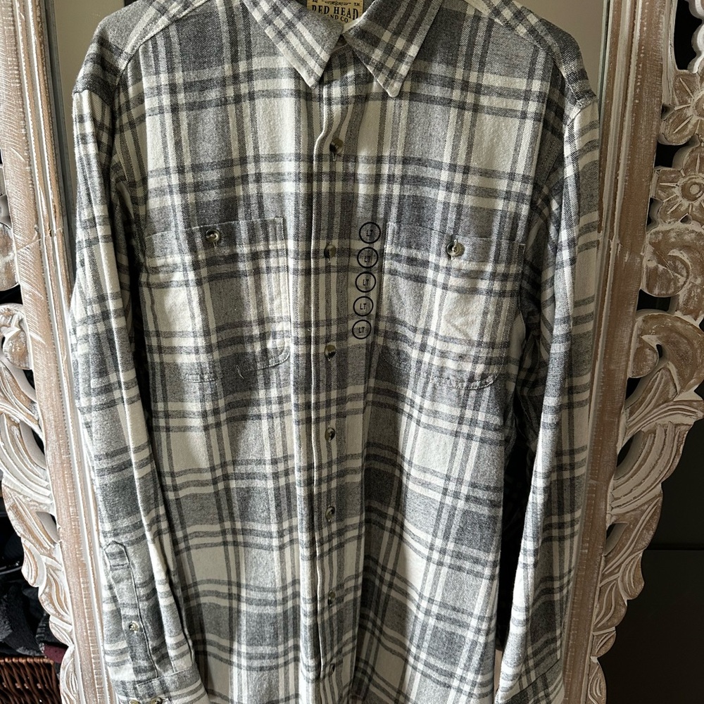 RedHead Gray and White Plaid Casual Button Down Shirt